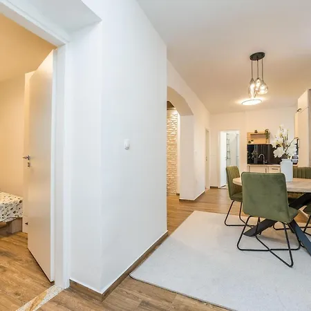 Saluto Al Sole شقة