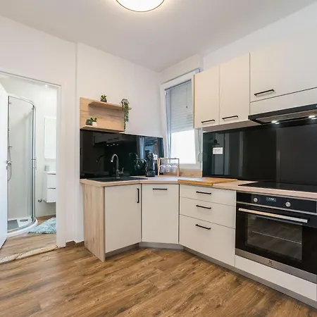 Saluto Al Sole Apartman Zára
